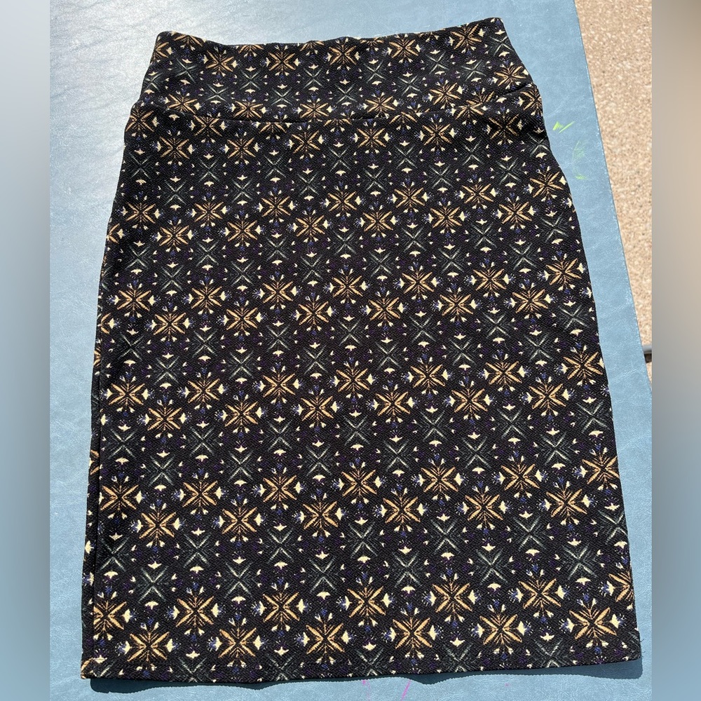 Lularoe Cassie skirt